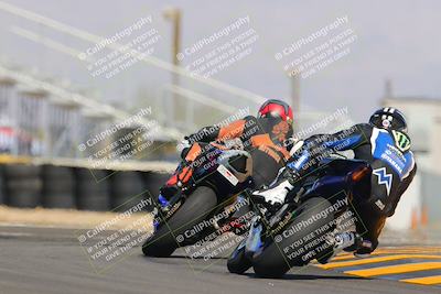 media/Oct-08-2022-SoCal Trackdays (Sat) [[1fc3beec89]]/Turn 16 (125pm)/